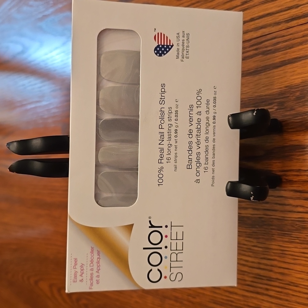 Color Street 100% Real Nail Polish Strips Silver Lust FMS133-C02721